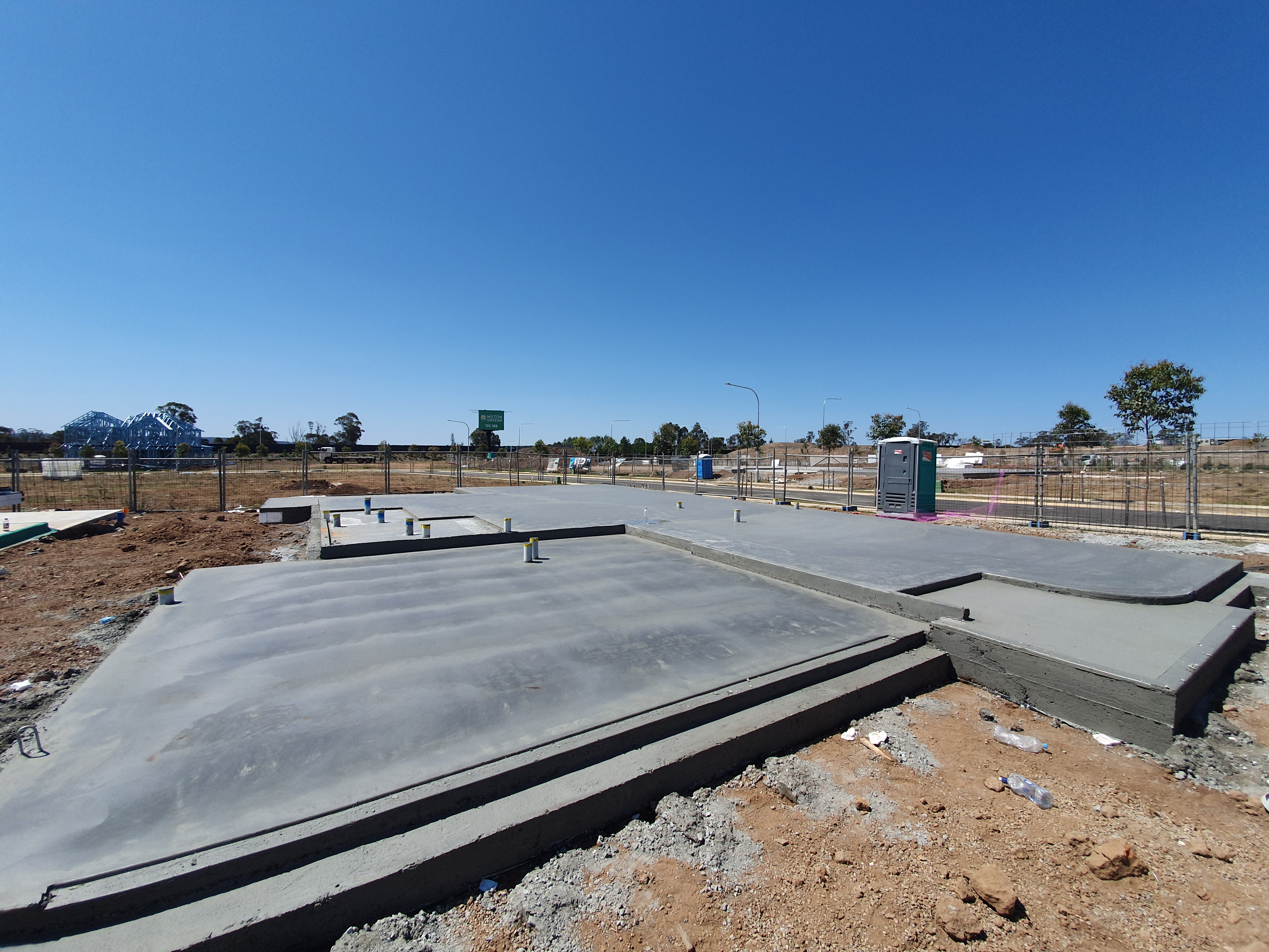 A beautiful image of a concrete slab on a nice sunny day, a project completed by Diligent Concrete Group